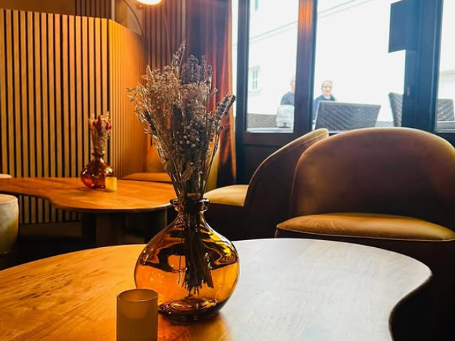 Le Magnum Fontainebleau Coin Lounge